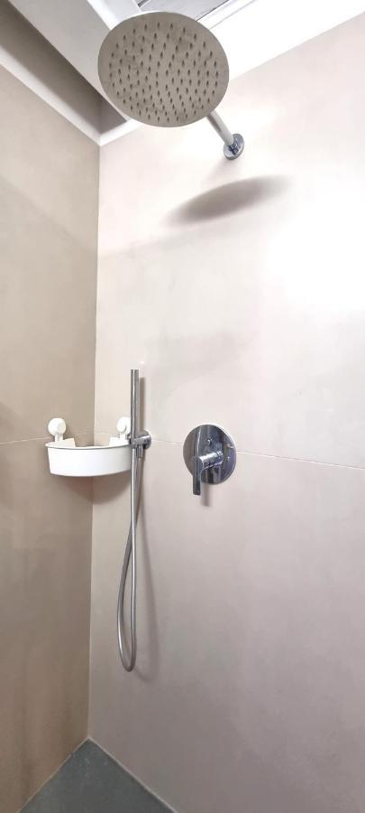 Ferienwohnung Dolce Blu Sirmione Rivoltella del Garda Exterior foto