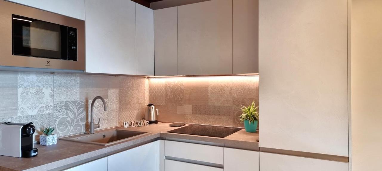 Ferienwohnung Dolce Blu Sirmione Rivoltella del Garda Exterior foto