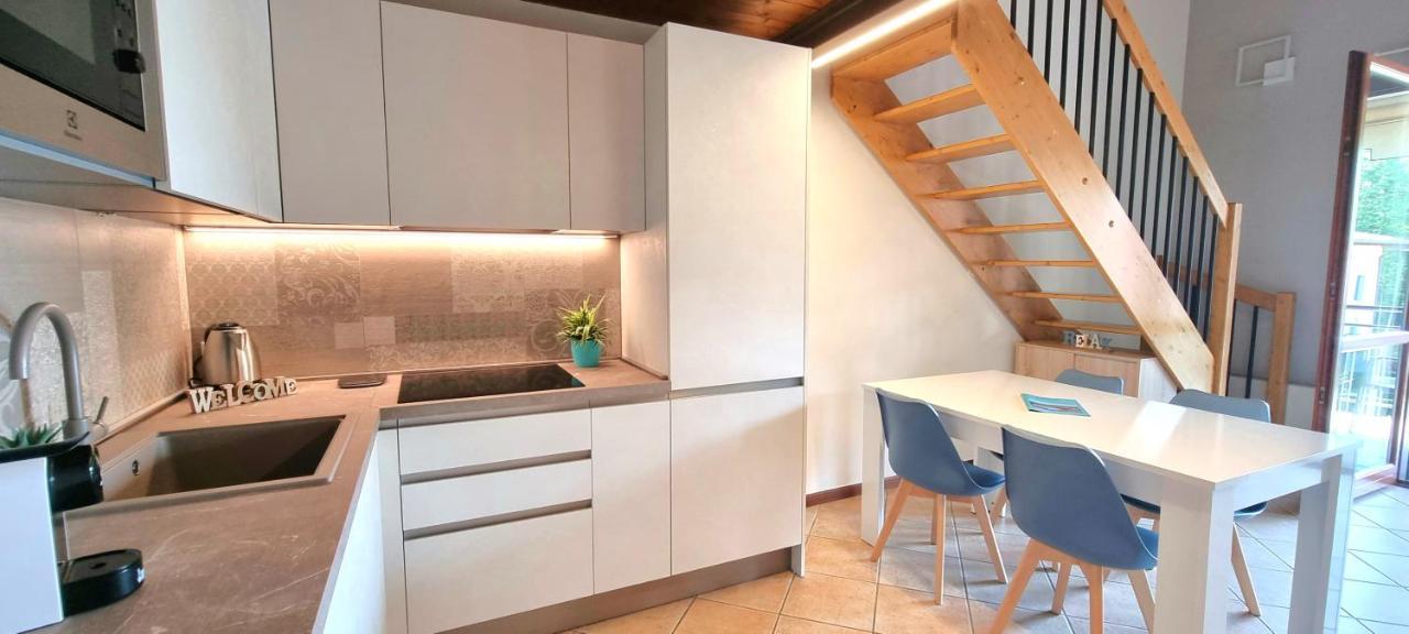 Ferienwohnung Dolce Blu Sirmione Rivoltella del Garda Exterior foto