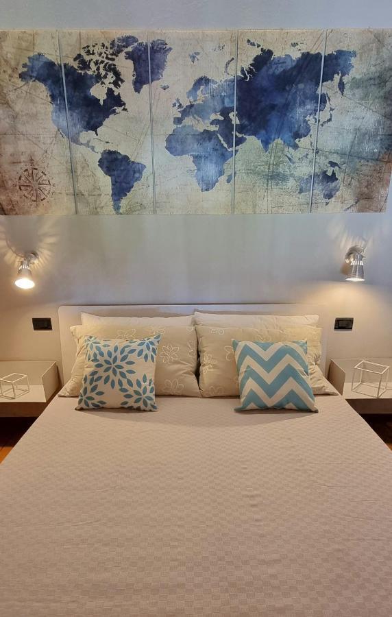 Ferienwohnung Dolce Blu Sirmione Rivoltella del Garda Exterior foto