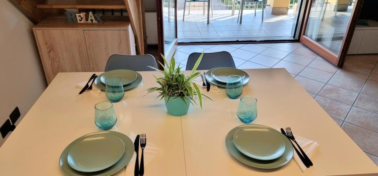 Ferienwohnung Dolce Blu Sirmione Rivoltella del Garda Exterior foto